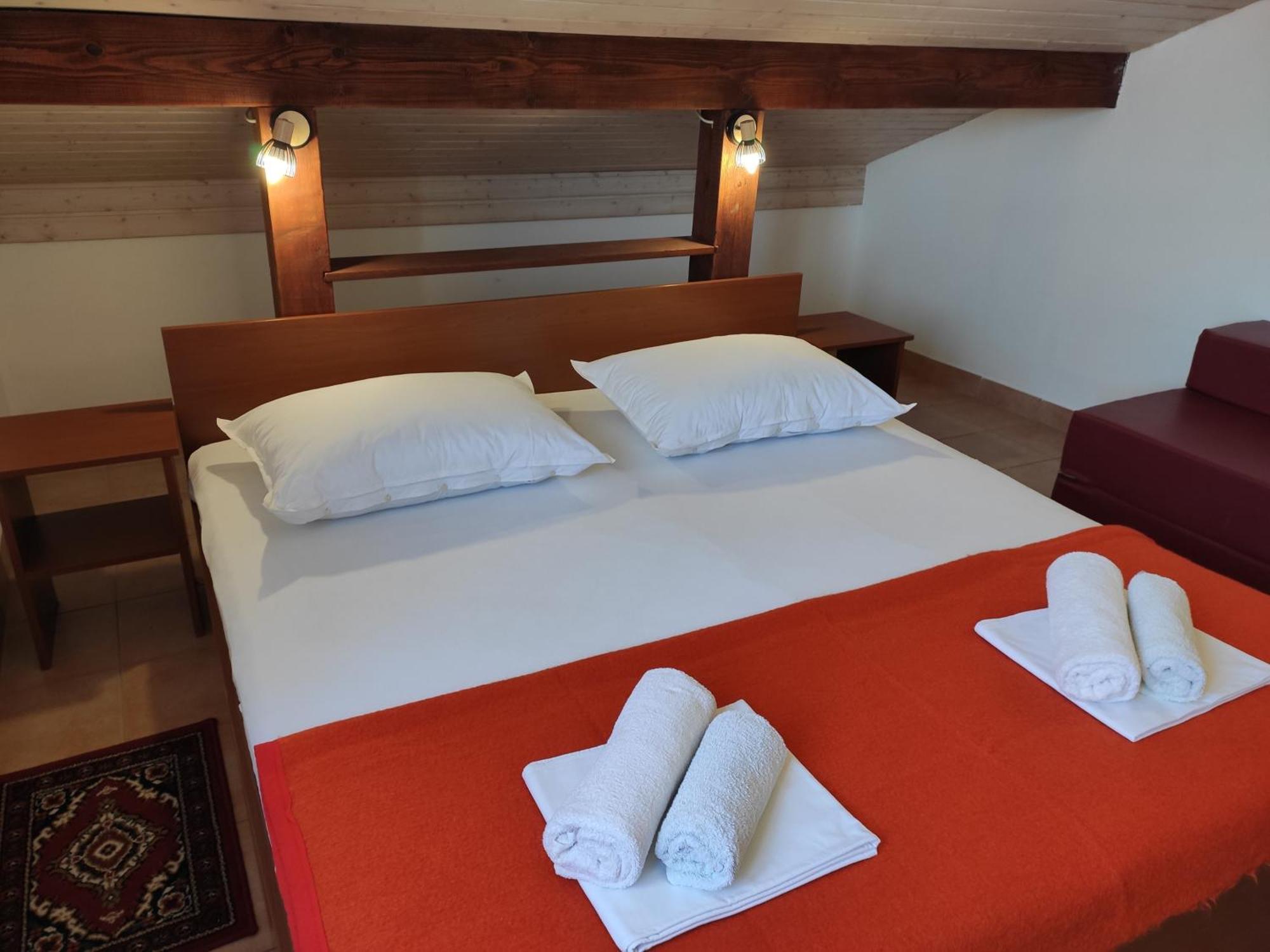 Apartments With A Parking Space Novalja, Pag - 6552 Phòng bức ảnh